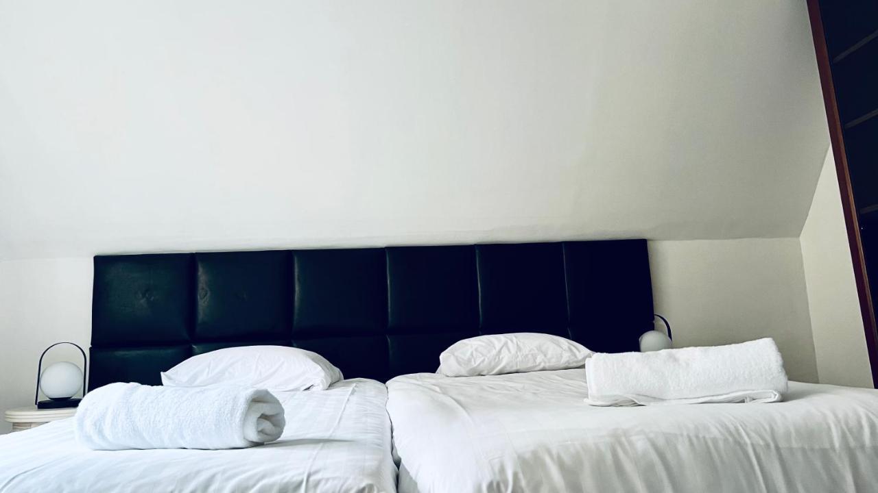 Efren'S Cosy House Hotel Brugge Ngoại thất bức ảnh